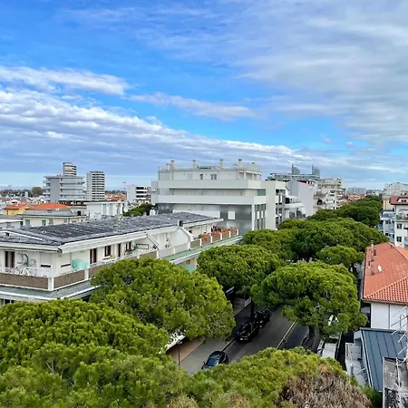 Olimpo Carraro Immobiliare - Family Apartman Lido di Jesolo