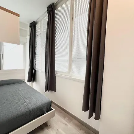 Olimpo Carraro Immobiliare - Family Apartman